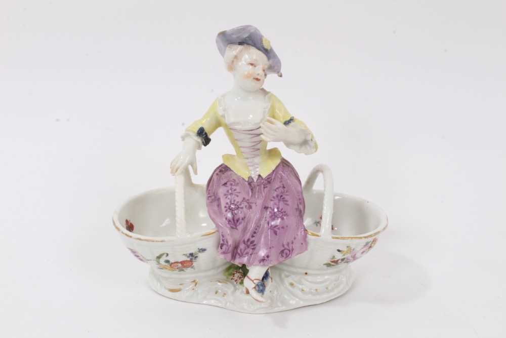 Lot 44 - A Meissen double salt cellar, with loop handle, circa 1770