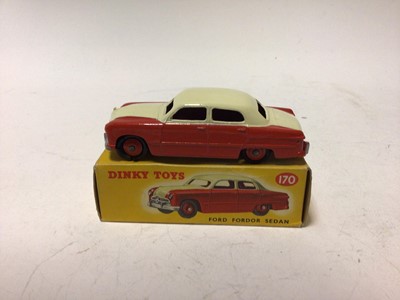Lot 29 - Dinky Ford Fordor Sedan No 170 in original box