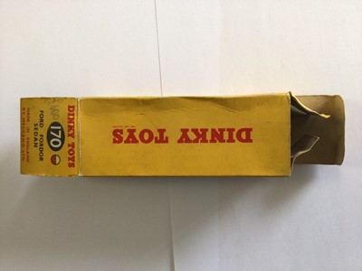 Lot 29 - Dinky Ford Fordor Sedan No 170 in original box