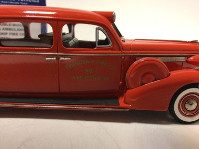 Lot 60 - Brooklin Models boxed selection BRK128 1952 Cunningham, BRK179 1955 Plymouth Belverdere, BRK181 1952 Cadillac, CSV15 Sterling Ambulance (4)