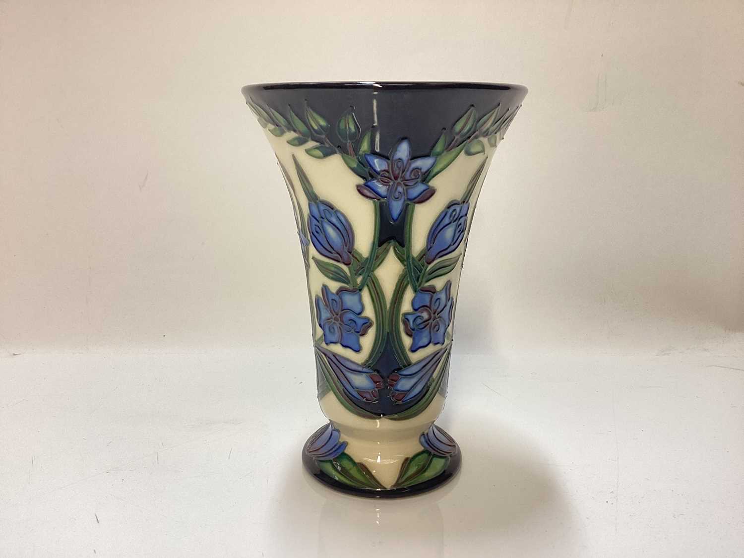 Lot 1249 - Moorcroft pottery vase decorated in the Kaffir Lily pattern, signed S.Hayes, dated 14.2.2002, 15cm high