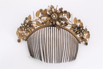 Lot 890 - Early 19th century gilt metal and simulated pearl tiara