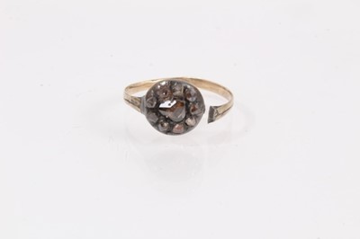 Lot 893 - Georgian rose cut diamond cluster ring and a Victorian gilt metal glazed locket brooch (2)