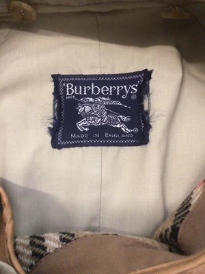 Lot 2130 - 1980s Burberry ladies mac with detachable lining, size 18 ex.long