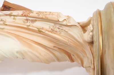 Lot 82 - Worcester blush ivory figural lamp
