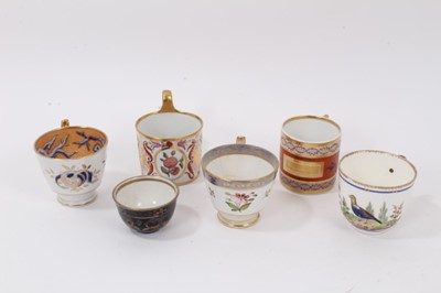 Lot 117 - Group of Continental porcelain cups