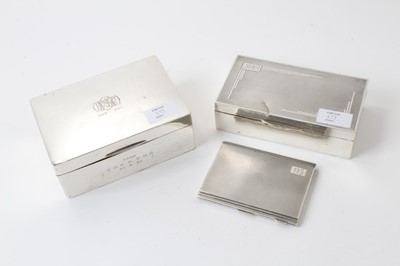 Lot 277 - Two 1930s  silver cigarette boxes and a 1930s cigarette case