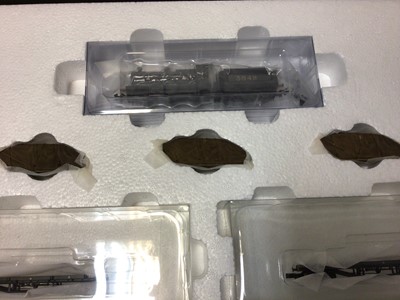 Lot 77 - Graham Farish N gauge Train Pack 'The Landship Train' Special Commerative edition including Midland Railway Class 4F tender locomotive 3848 and three war department bogie bolster wagons with covere...