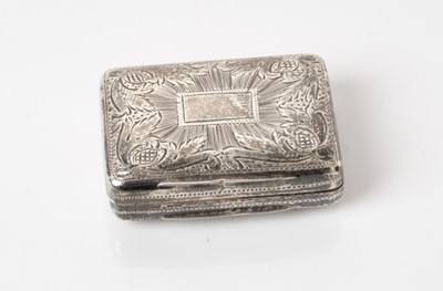 Lot 300 - George IV silver vinaigrette with engraved decoration, Thomas Shaw (Birmingham 1830), 3.8cm