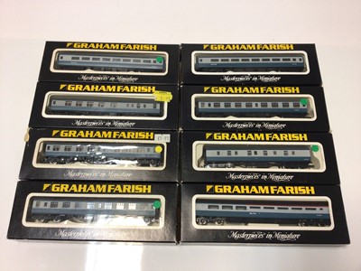 Lot 83 - Graham Farish N gauge carriages including BR blue/grey No.0695 (5), No.0686 (3) plus Sixteen others, all boxed (24 total)