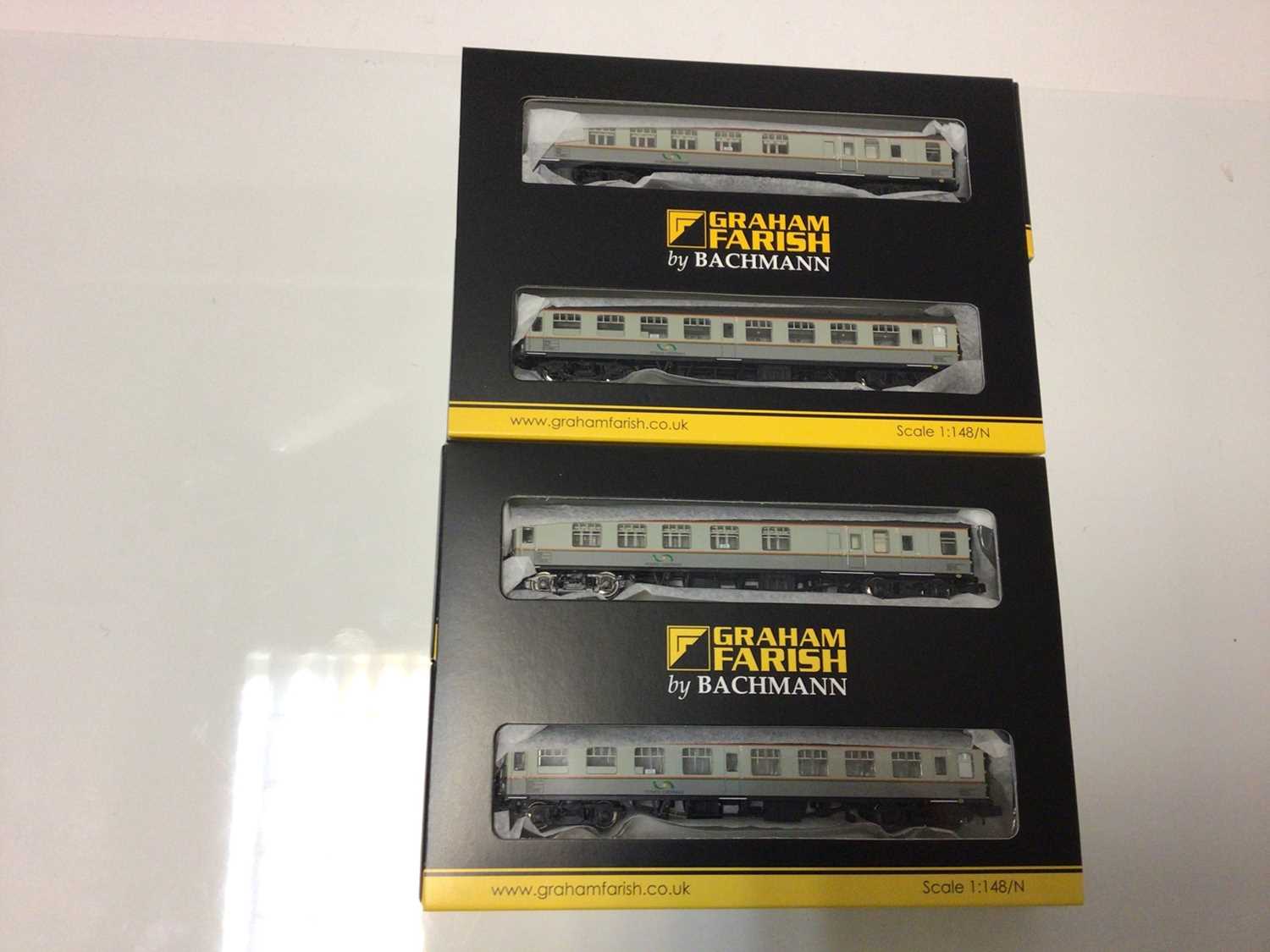 Lot 89 - Graham Farish N gauge carriages including MK1 Coach Pack "Hunslet-Barclay" Weed Killing Train 374-992 (2) and BR MK1 Coach Pack blue/grey (weathered) Works Test Train 374-990, all boxed (3 total)