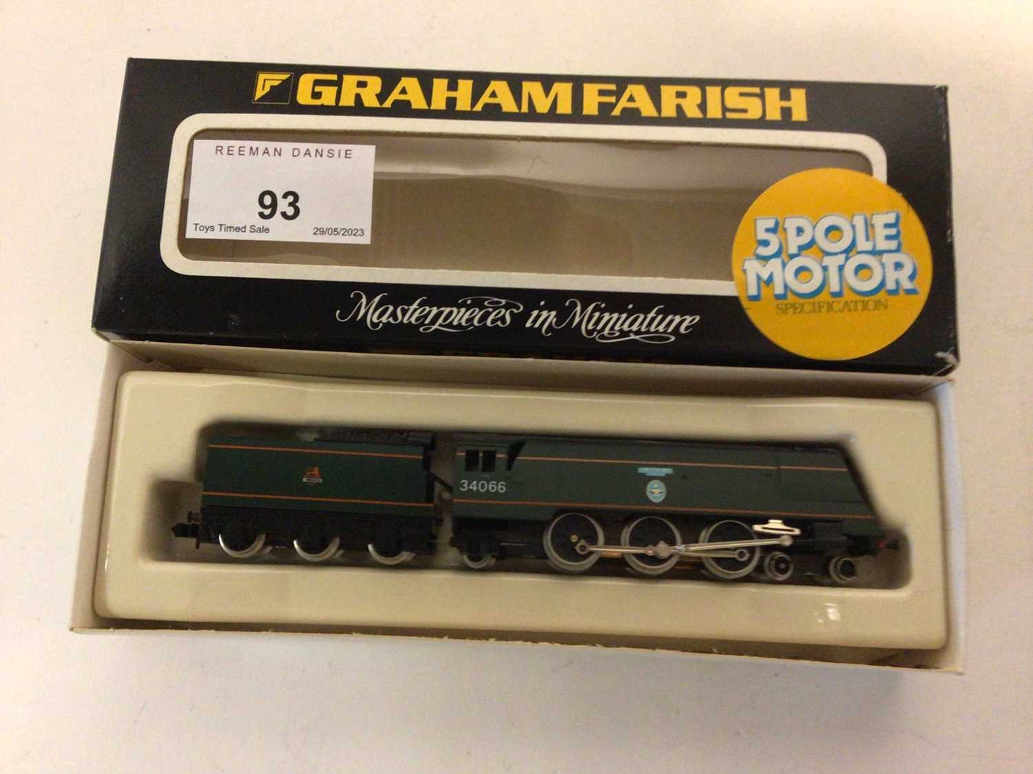 Lot 93 - Graham Farish N gauge 4-6-2 BR green Early Emblem Battle of Britain "Spitfire" tender locomotive 34066, boxed No.1505