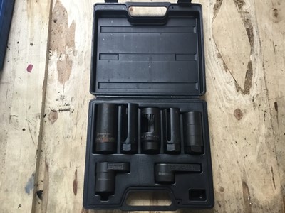 Lot 32 - Sykes-Pickavant oxygen / exhaust sensor removal tools, cased