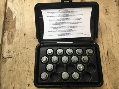 Lot 51 - MG Master Key locking wheel nut set, cased