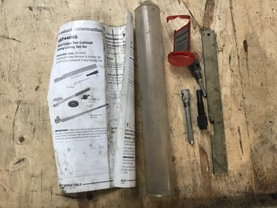 Lot 57 - Ford twin cam 16 V crankshaft pulley removal and insulation kit (crankshaft pulley holding tool)