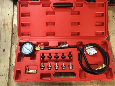Lot 67 - Sealey 12pc oil pressure test kit, cased