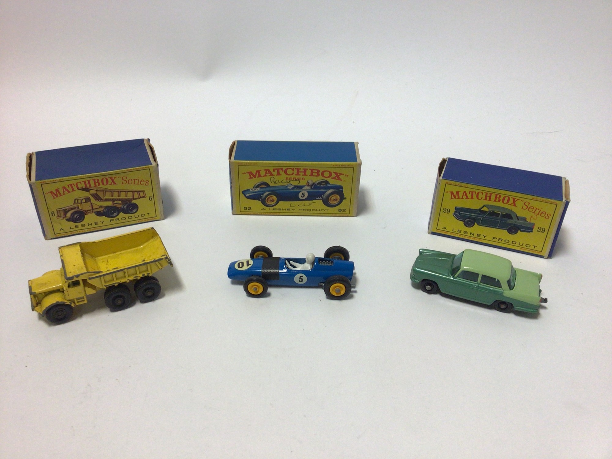 Lot 246 - Matchbox 1-75 Series No.54 Saracen Carrier,