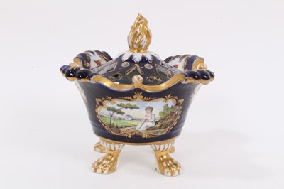 Lot 225 - Coalport potpourri bowl and cover, in Worcester style, circa 1820