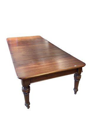 Lot 1519 - Victorian mahogany extending dining table