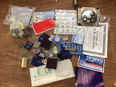 Lot 57 - Collection of coins, including uncirculated sets