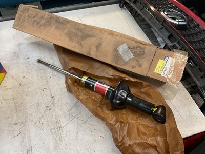 Lot 193 - New old stock Unipart shock absorber, part number RPD102970, to suit Rover 200 / 400