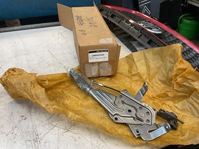 Lot 201 - Rover 75 / MG ZT new old stock hand brake assembly, part number SNB000230LNF.