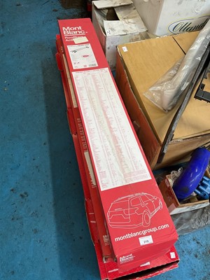 Lot 219 - Mount Blanc Roof Bars Aero 1250, new in box.