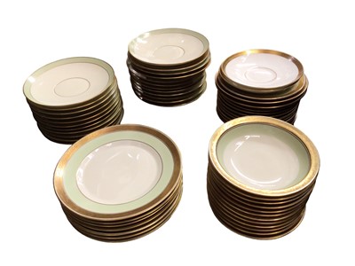 Lot 1139 - Good quality Royal Copenhagen Dagmar pattern green and gilt tea, coffee and dinner service - 140 pieces