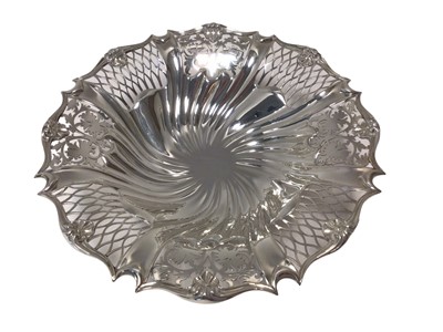 Lot 37 - Good Edwardian fluted silver pedestal dish, with pierced foliate and latticework decoration, and cast shell motif to rim, Sheffield 1907 (James Dixon & Sons), 23cm diameter, 14.4oz