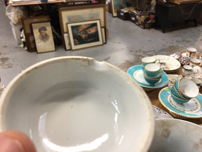 Lot 19 - Group of 18th century and later Chinese and Japanese porcelain and enamel ware