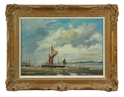 Lot 902 - *Kenneth Denton (born 1932) oil on board "Barges drying sails, Pinmill"