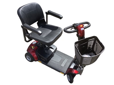 Lot 10 - Go Go Elite Traveller LX mobility scooter together with accessories (no keys)