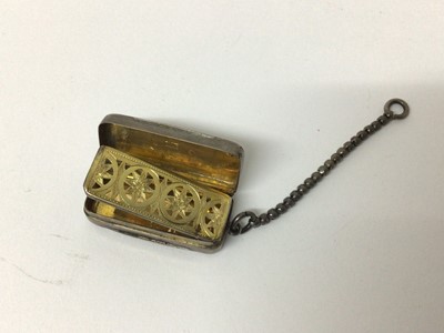 Lot 88 - Georgian silver vinaigrette