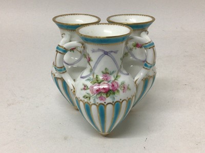 Lot 28 - Victorian Minton porcelain triple vase