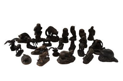 Lot 2471 - Collection of bronzed and resin sculptures, various manufacturers including Heredities, Purbeck etc (23)