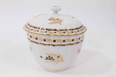 Lot 38 - A Flight Worcester blue and gilt decorated sucrier and cover, circa 1790