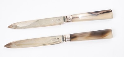 Lot 280 - A set of six agate handled silver knives, in case