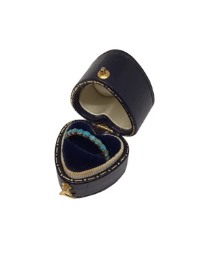 Lot 64 - Antique turquoise cabochon eternity ring
