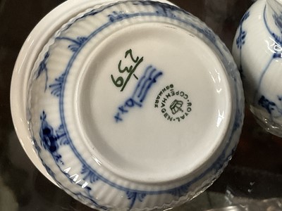 Lot 167 - Collection of Royal Copenhagen onion pattern teawares
