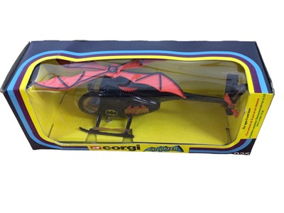 Lot 370 - Corgi Batman Vehicles including Batmobile No.267, Batcopter No.925, Batboat No.107 & Penguinmobile No.259, all boxed (4)