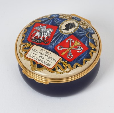 Lot 23 - H.M. Queen Elizabeth II Halcyon Days enamel box