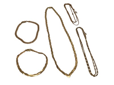 Lot 68 - 9ct gold three strand plaited necklace and matching bracelet, 9ct gold flat curb link bracelet and two other 9ct gold chains