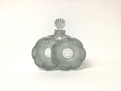 Lot 10 - Lalique 'Deux Fleurs' perfume bottle, signed to base