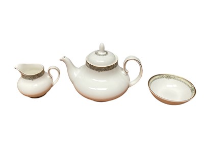 Lot 1187 - Royal Doulton Iasabella tea and dinner service