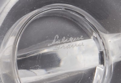 Lot 236 - Lalique glass ashtray