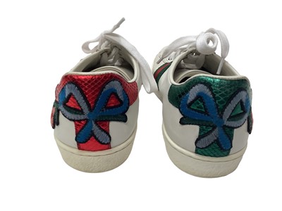 Lot 2070 - Gucci women's embroidered floral trainers 431917  38, with receipt and soft bag. Used.