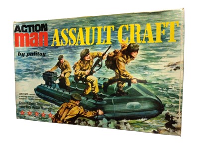 Lot 71 - Palitoy Action Man Assault Craft, boxed with original inset packaging No.34132 (lid worn edges) (1)