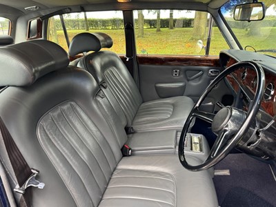 Lot 6 - 1977 Rolls - Royce Silver Shadow II 6750cc engine, reg. PJM 695R