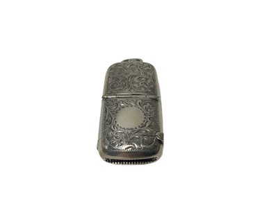 Lot 9 - Edwardian silver combined Vesta and Soverign case with floral scroll decoration (Birmingham 1901) 61mm x 30mm
