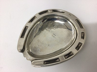 Lot 93 - Victorian silver horseshoe shaped pin dish (Birmingham 1887), 9cm x 10cm